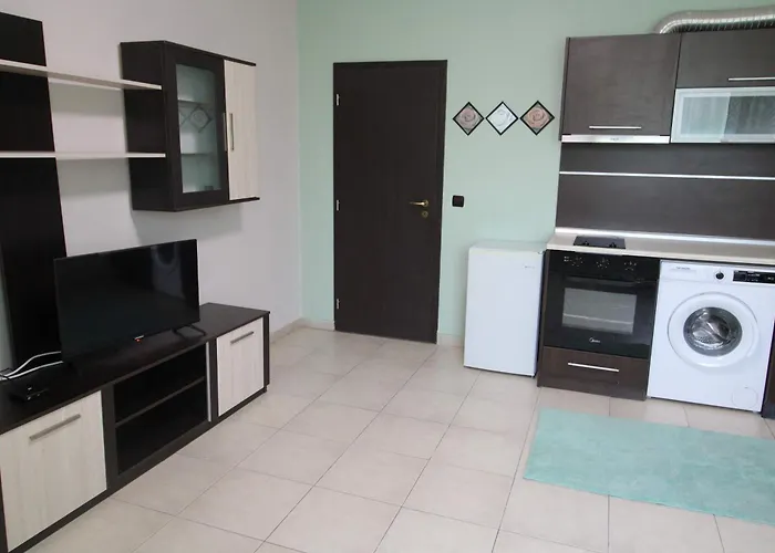 Cozy In Azure Sky Apartment